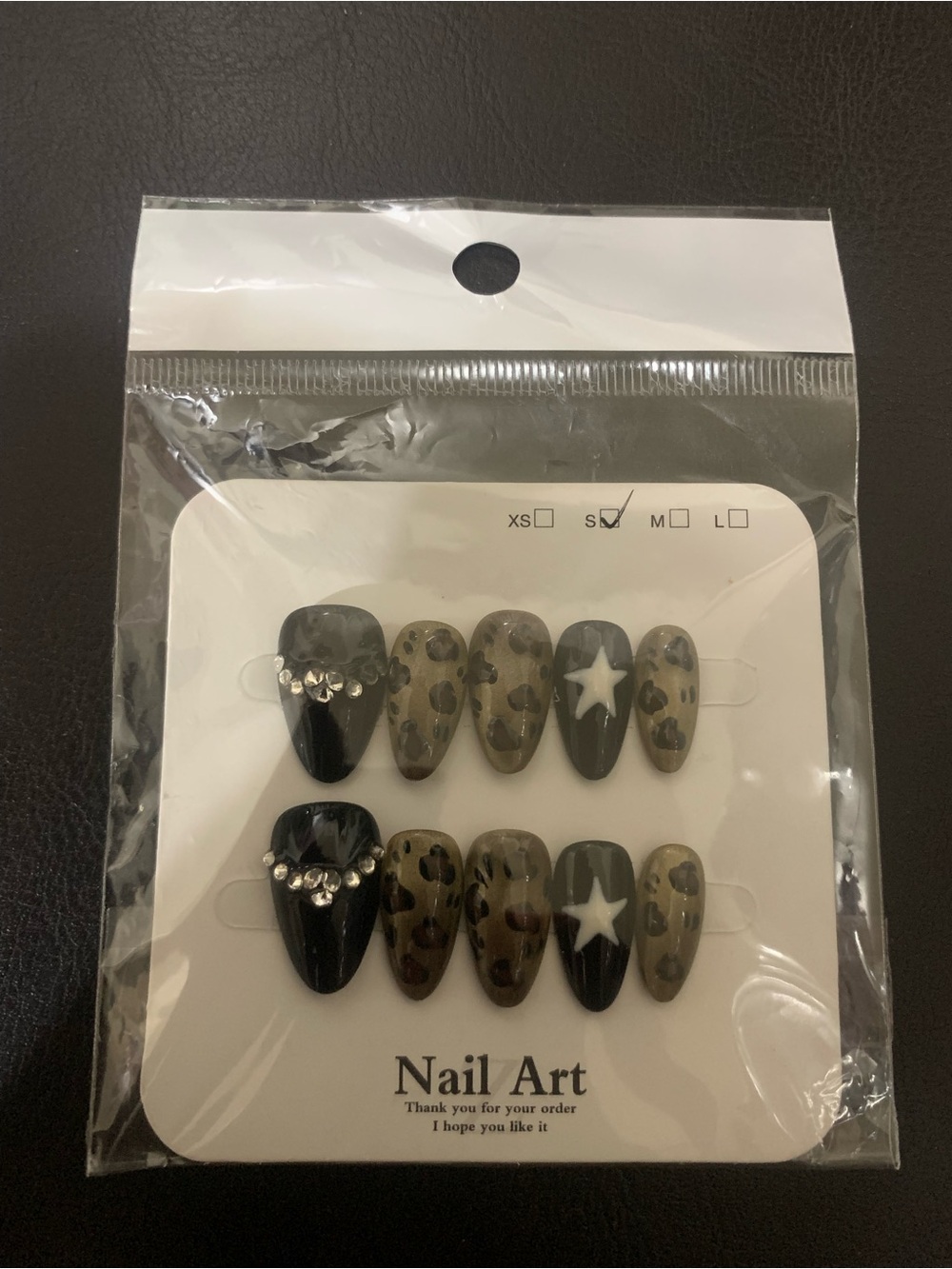 Neutral Leopard & Star Press-On Nail Set